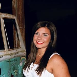 Meet your Posher, Avery